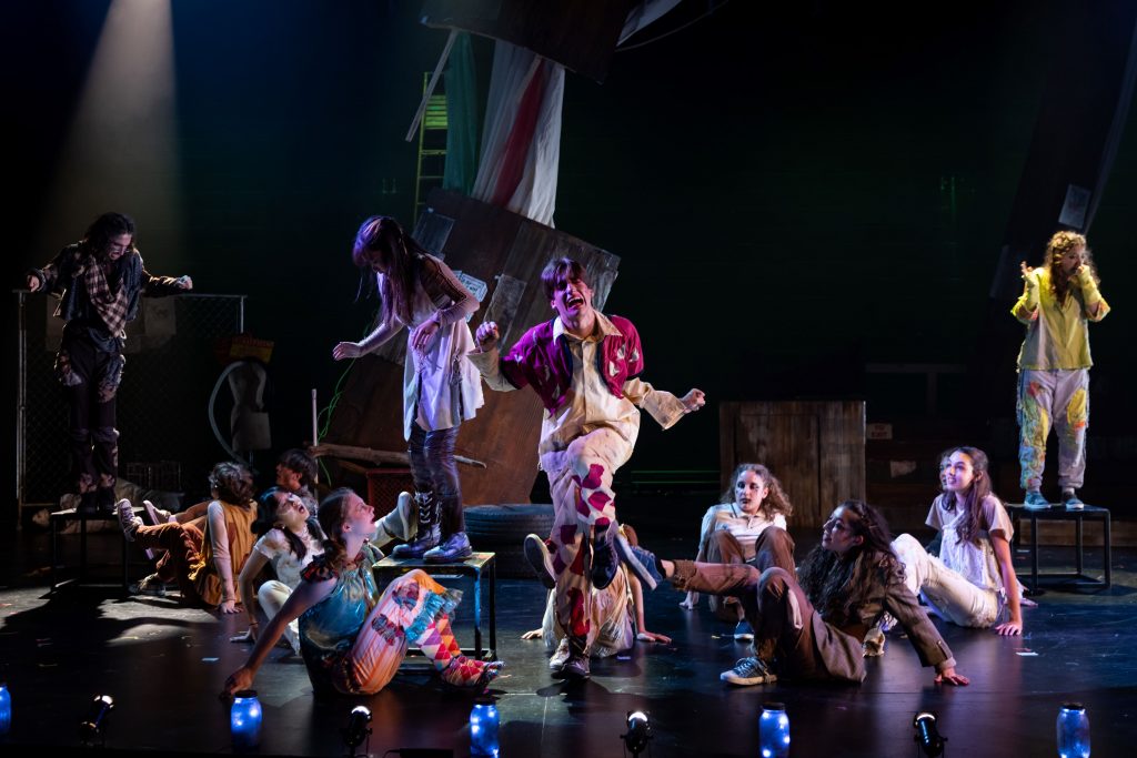 Decomposed Theater (Justin Barbin Photography)